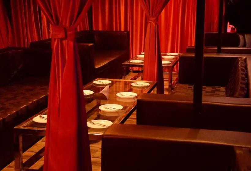 Hotelli Midtown Grand