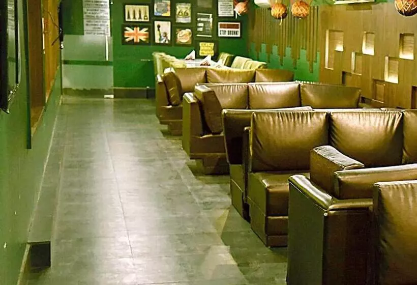 Hotelli Midtown Grand