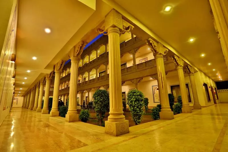 Hotelli Regenta Resort Vanya Mahal