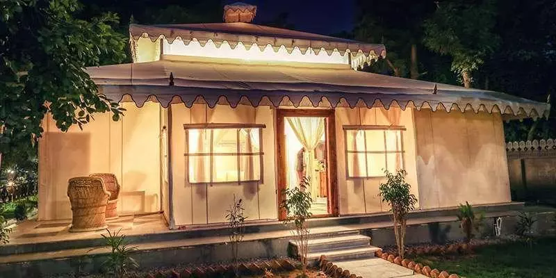 Hotelli Regenta Resort Vanya Mahal