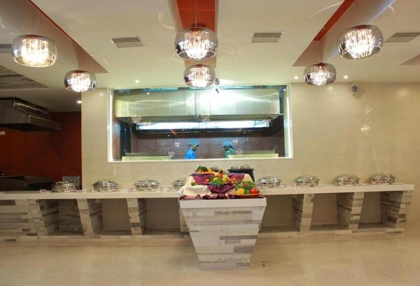 ホテル Vijay Elanza