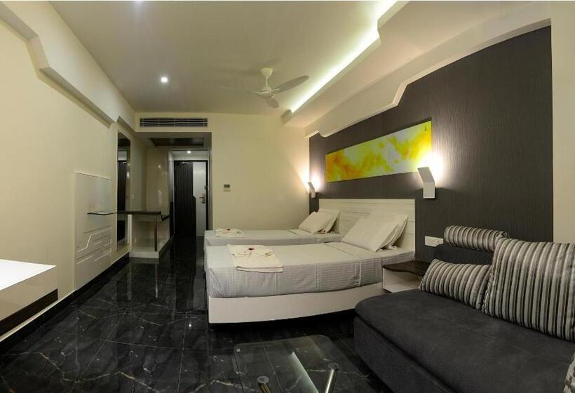 ホテル Vijay Elanza