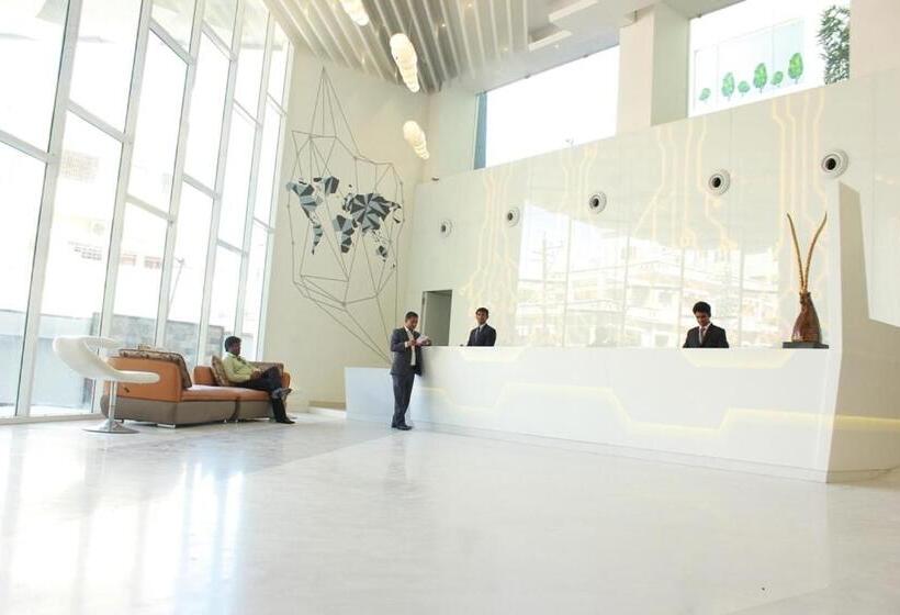 ホテル Vijay Elanza