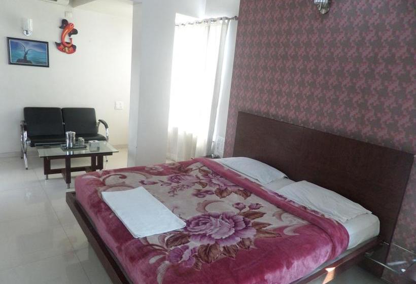 Hotelli Vrindavan Deluxe