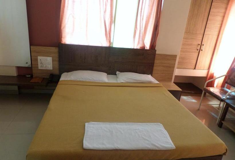 Hotelli Vrindavan Deluxe