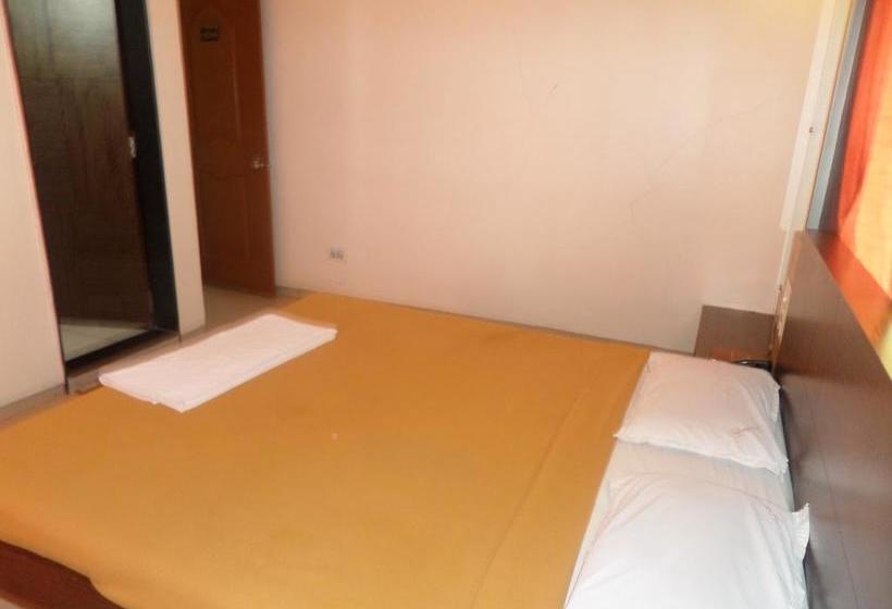 Hotelli Vrindavan Deluxe