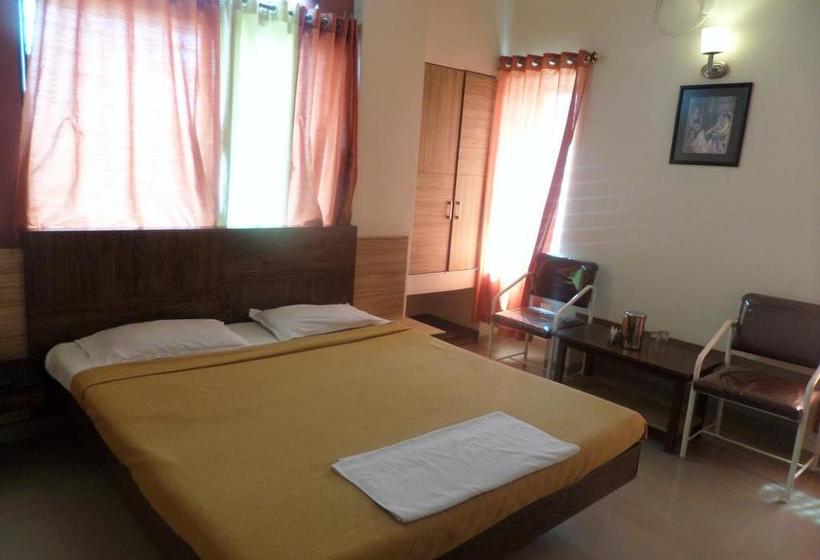 Hotelli Vrindavan Deluxe