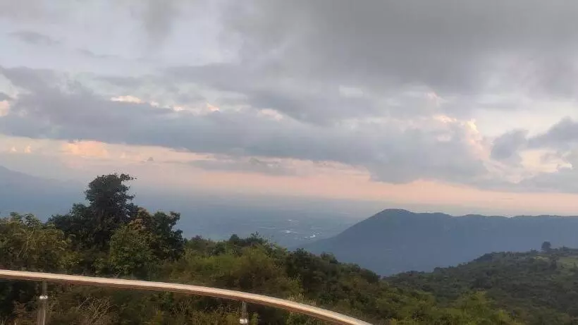 ホテル Yelagiri Residency