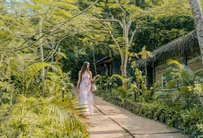 Lomakeskus The Bay Agonda