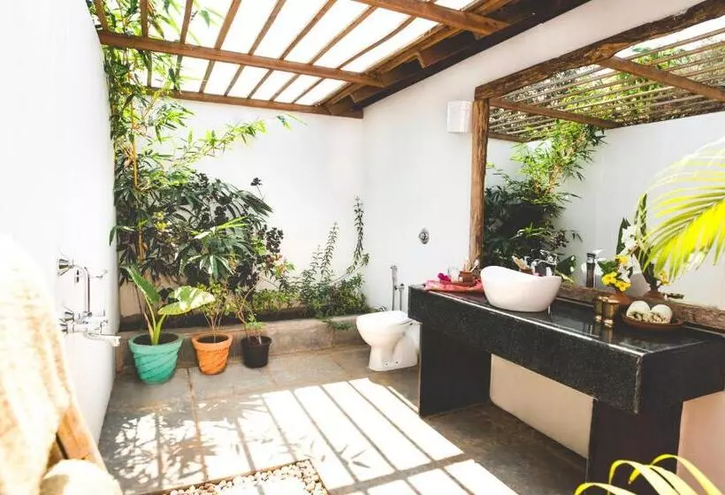 Lomakeskus The Bay Agonda