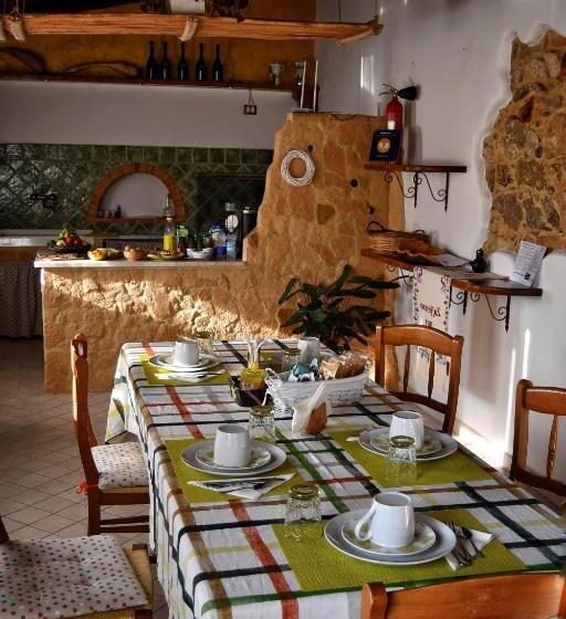 مبيت وإفطار Fattoria La Traccia