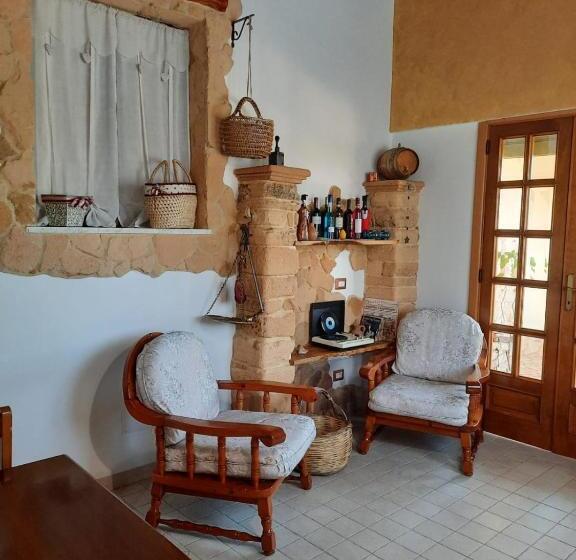 مبيت وإفطار Fattoria La Traccia