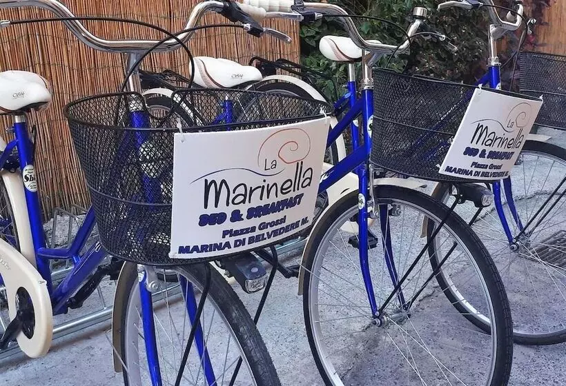 ベッドアンドブレックファースト La Marinella