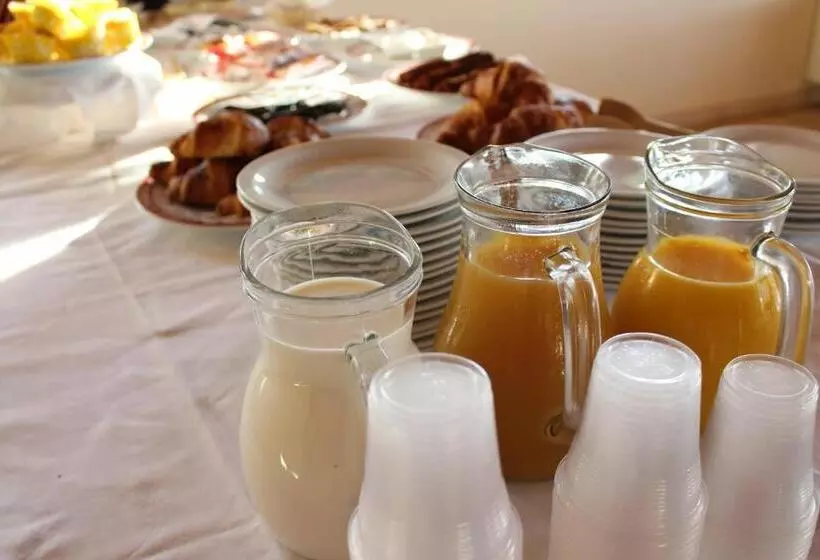 Aamiaismajoitus (B&B) Masseria Chinunno