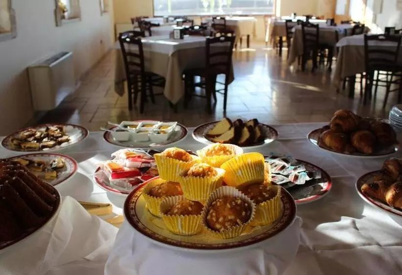 Aamiaismajoitus (B&B) Masseria Chinunno