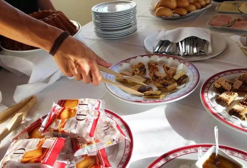 Aamiaismajoitus (B&B) Masseria Chinunno