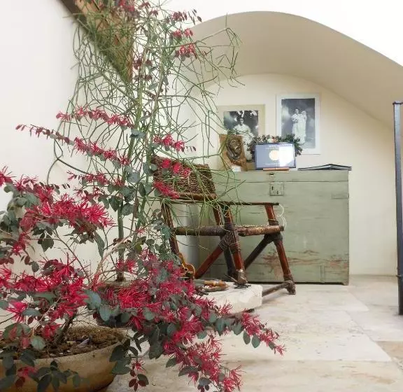 ベッドアンドブレックファースト Palazzo Antica Via Appia