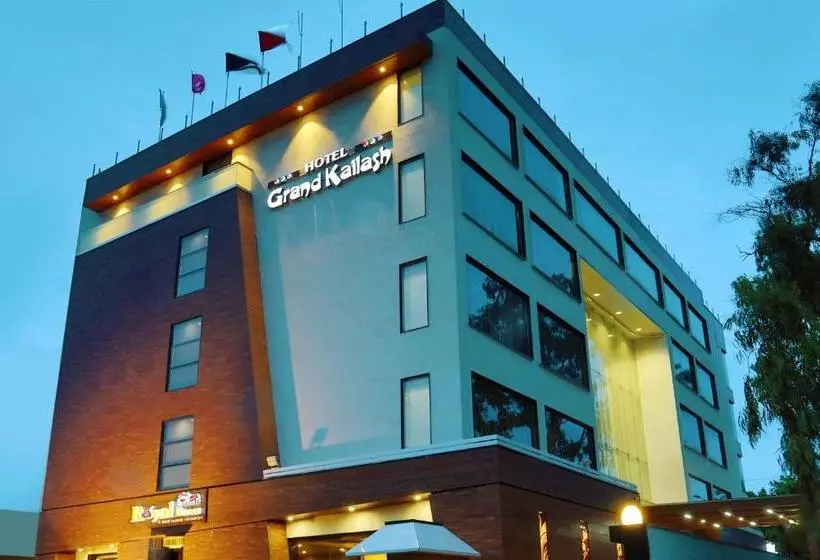 هتل Grand Kailash
