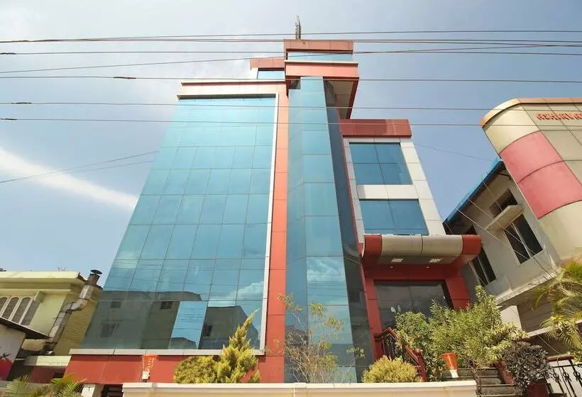 Hotelli New S K Regency