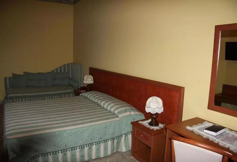 ホテル Ristorante Thomas