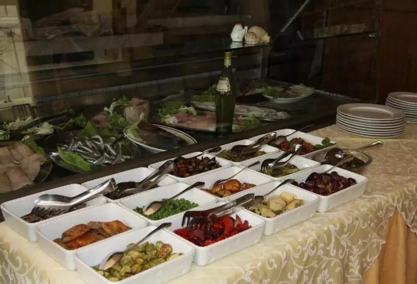 ホテル Ristorante Thomas