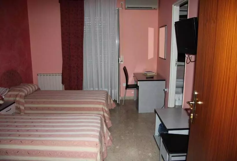 ホテル Ristorante Thomas