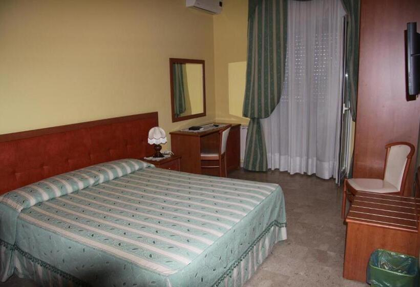 בית מלון כפרי Ristorante Thomas