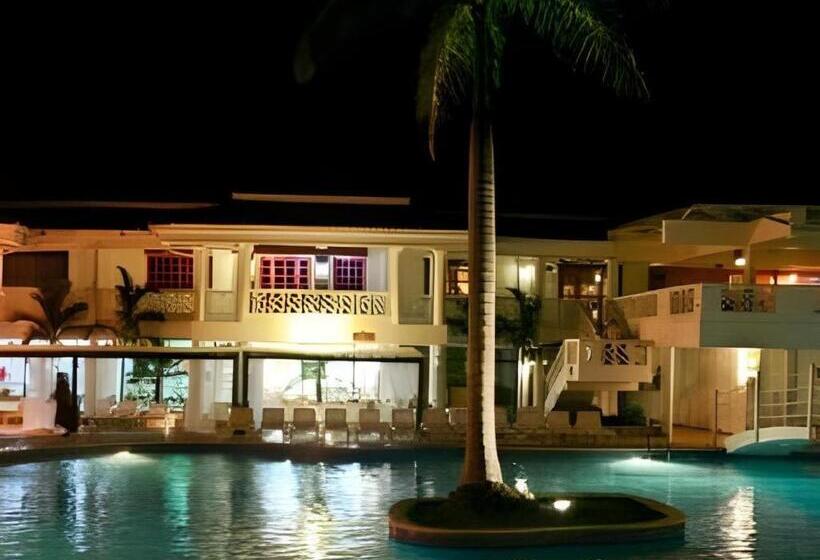 هتل Celuisma Playa Dorada All Inclusive