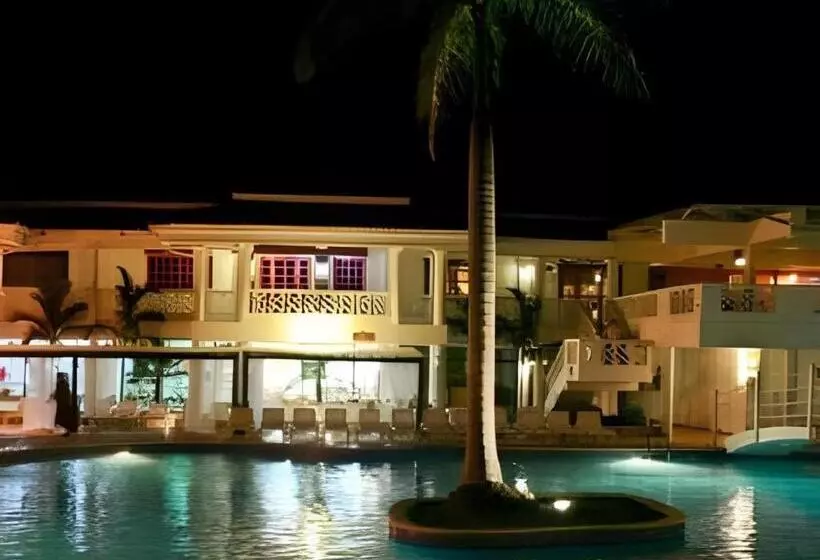 هتل Celuisma Playa Dorada All Inclusive