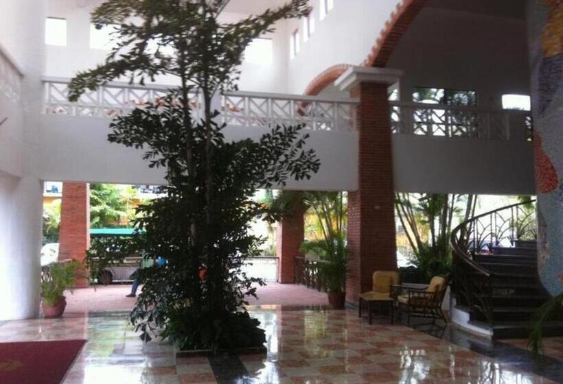 هتل Celuisma Playa Dorada All Inclusive