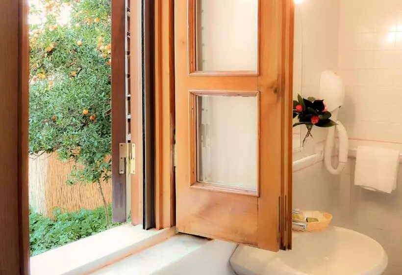 ベッドアンドブレックファースト La Gaggia Guest House