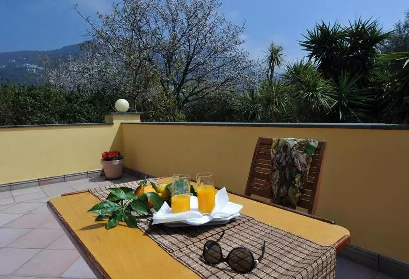 ベッドアンドブレックファースト La Gaggia Guest House