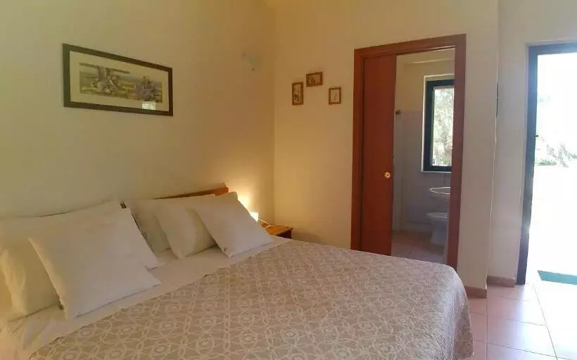 Aamiaismajoitus (B&B) La Piana Degli Ulivi