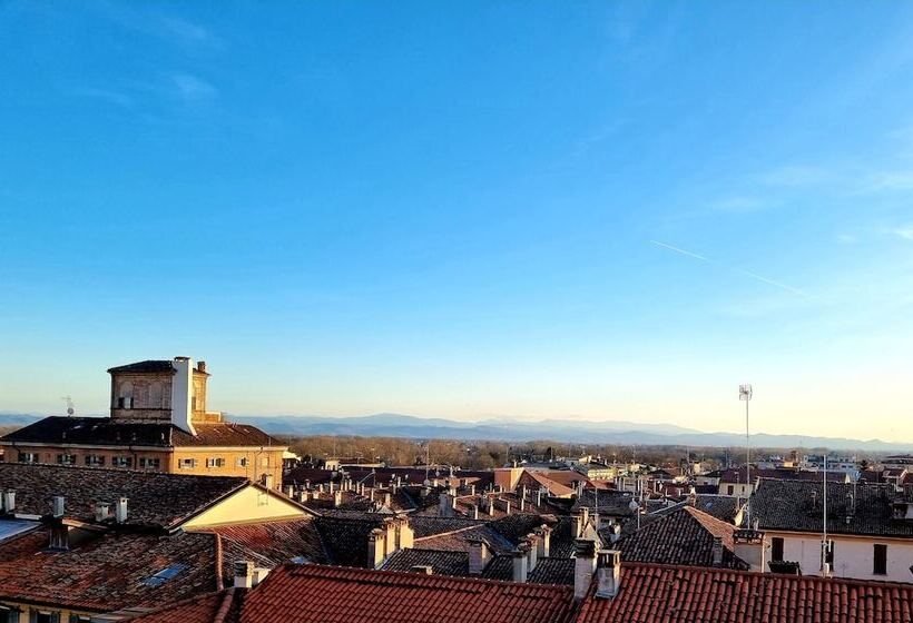 تختخواب و صبحانه Le Stanze Del Cardinale