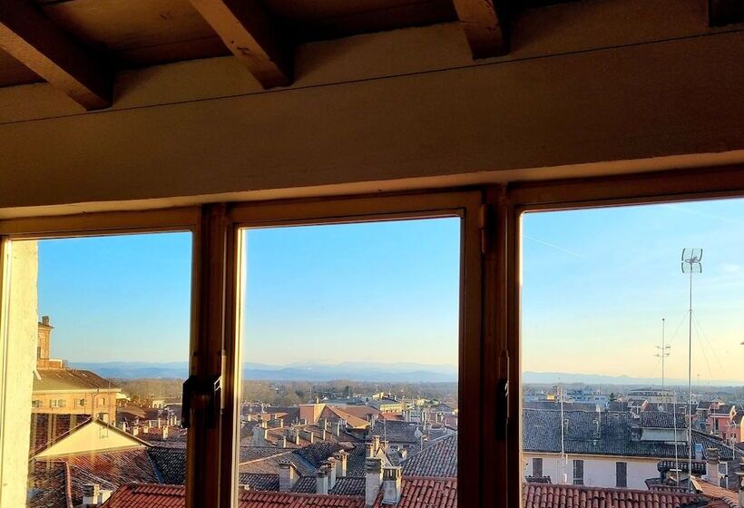 تختخواب و صبحانه Le Stanze Del Cardinale