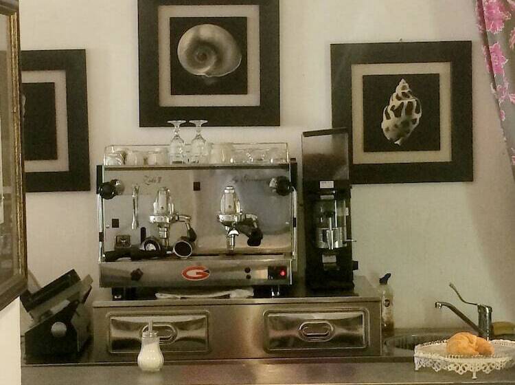 تختخواب و صبحانه Le Stanze Del Cardinale