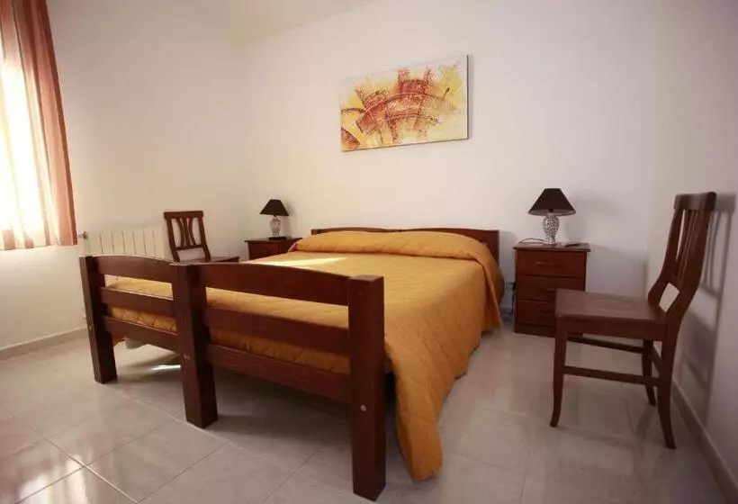 Aamiaismajoitus (B&B) Sicily Bike Di Fina Rosario