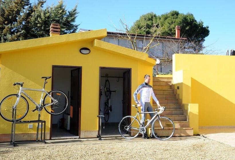 Bed and Breakfast Sicily Bike Di Fina Rosario