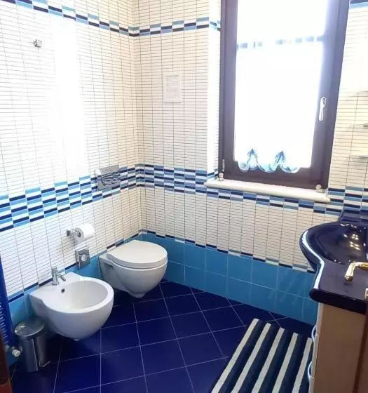 Aamiaismajoitus (B&B) Villa Laura Rooms & Pool