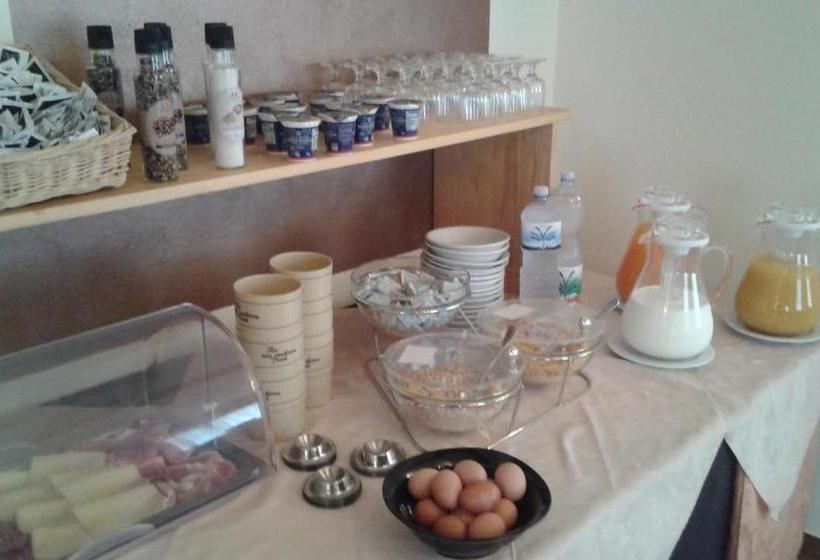 בית מלון כפרי Albergo Bar Ristorante Alla Rama