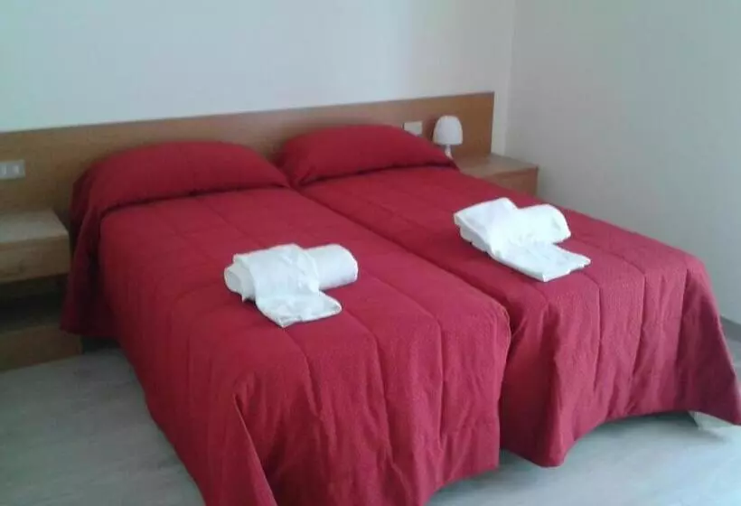 Hotelli Albergo Bar Ristorante Alla Rama