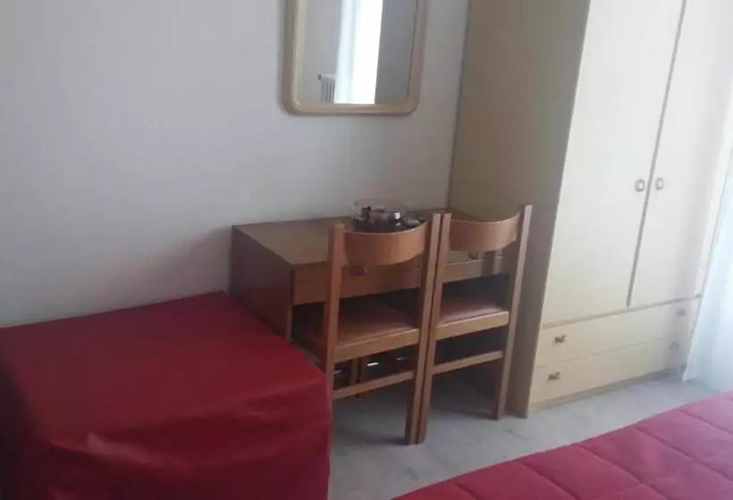 Hotelli Albergo Bar Ristorante Alla Rama