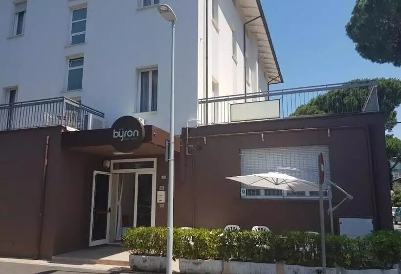 Hotel Byron