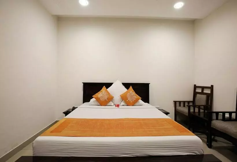 Hotelli Umed Grand