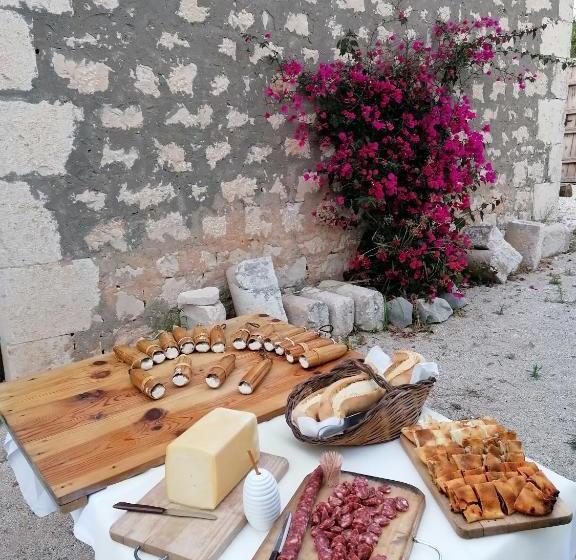 Il Baglio Di Kharrub Rural Guest House