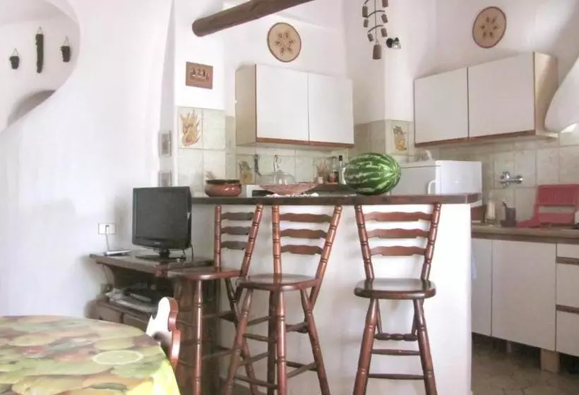 Charming House With Sea View In Valledoria