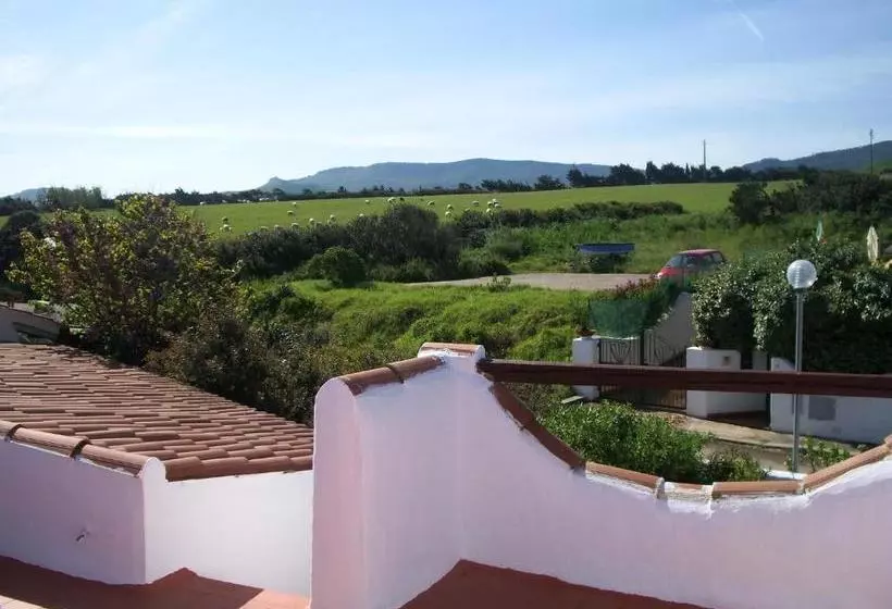 Charming House With Sea View In Valledoria