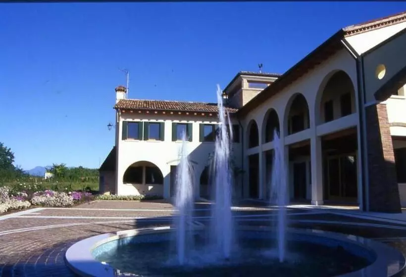 ベッドアンドブレックファースト Agriturismo Due Torri