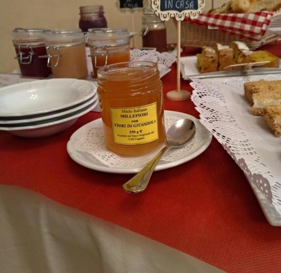 ベッドアンドブレックファースト Alloggio Franciscus