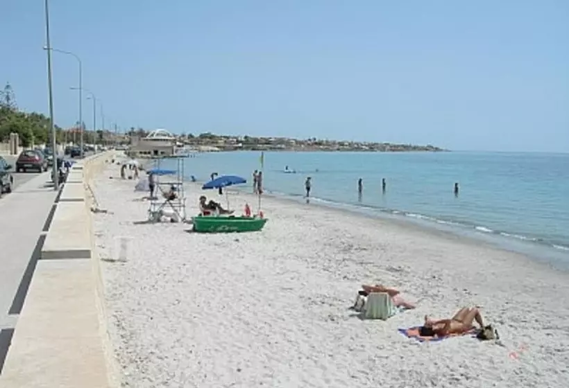 تختخواب و صبحانه Brunelli Residence